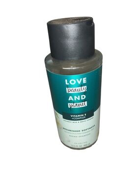 Love Beauty and Planet Vegan Shampoo - Teal & White